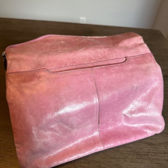 HOBO Shoulder Bag/clutch with metal chain - soft pink - Picture 3 of 10